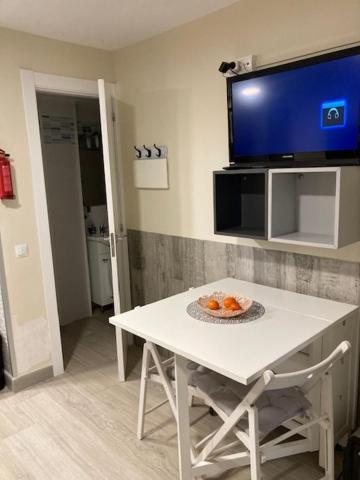 Windy Apartment ซาลอว์ ภายนอก รูปภาพ