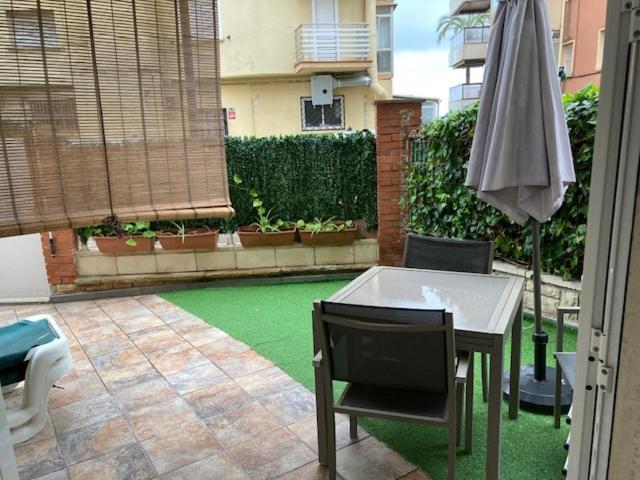 Windy Apartment ซาลอว์ ภายนอก รูปภาพ